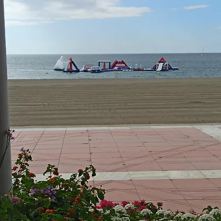 Lägenhet Vacacional Paseo Maritimo