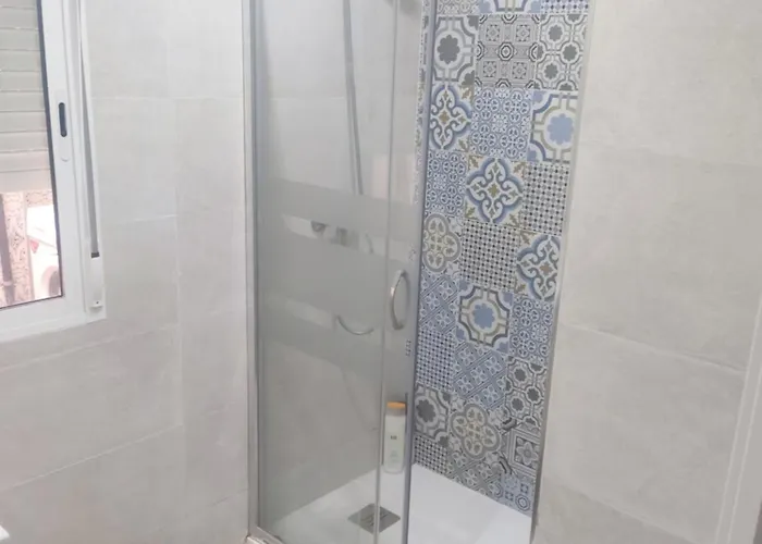 Vacacional Paseo Maritimo * Estepona