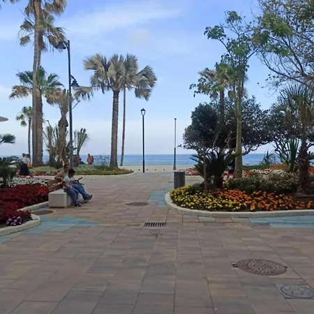 Vacacional Paseo Maritimo אסטפונה